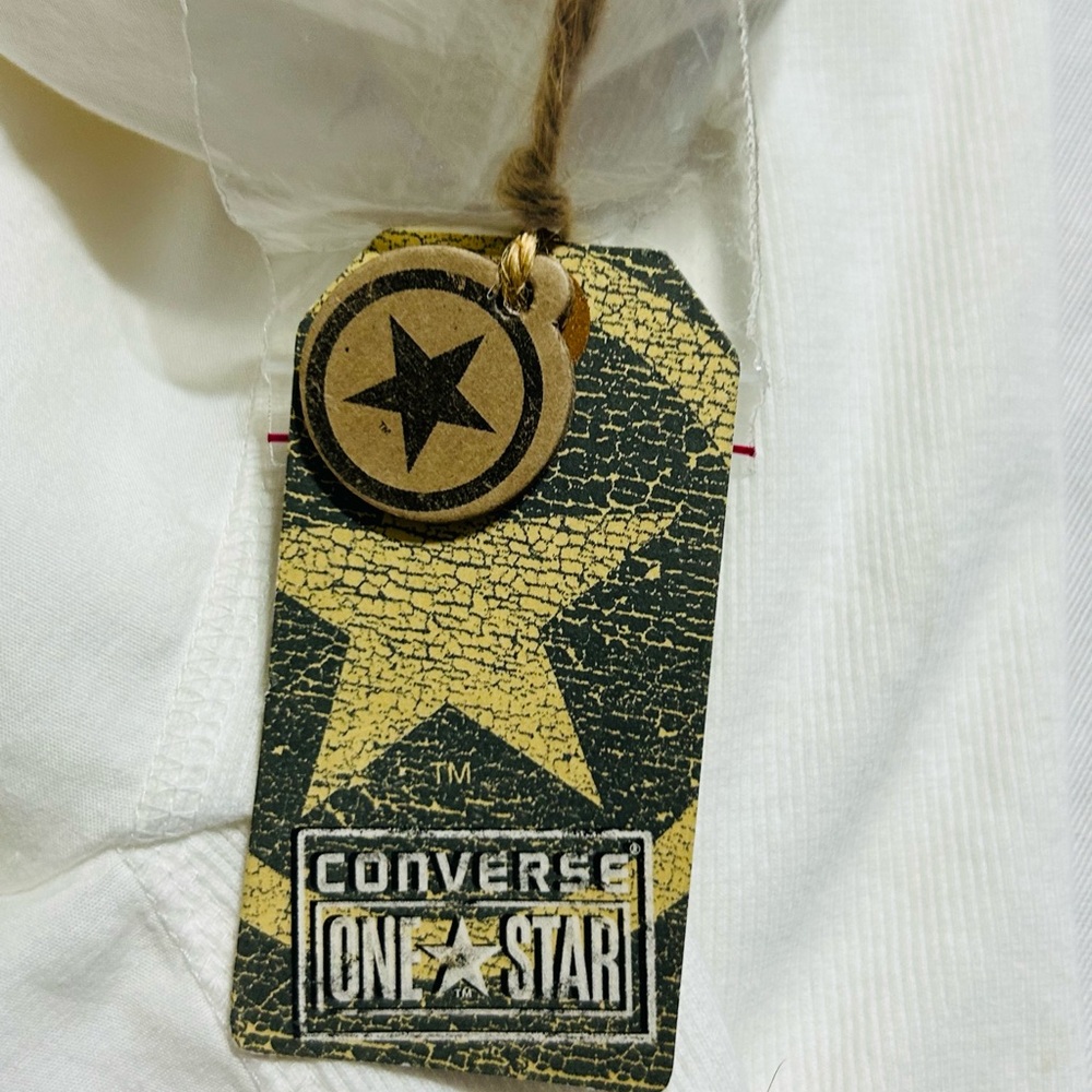 Converse Women's One - Star Long Sleeve Button Down Shirt (L) - Picture 13 of 15